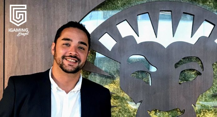 'Separaria o que é Físico do que é Online', diz Thomas Carvalhaes