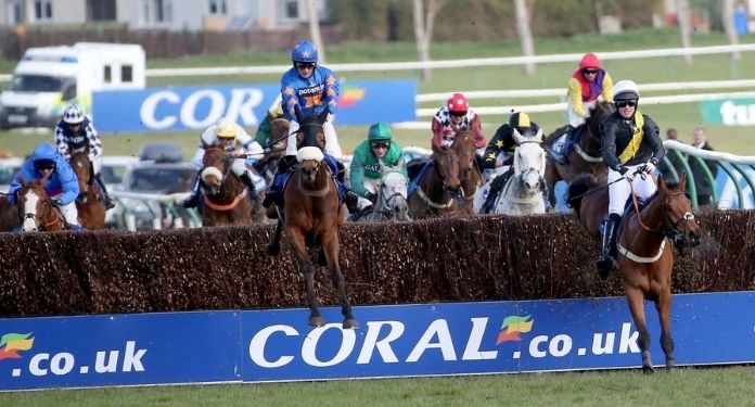 Entain projeta rendimento de suas marcas Ladbrokes e Coral para edição do Grand National