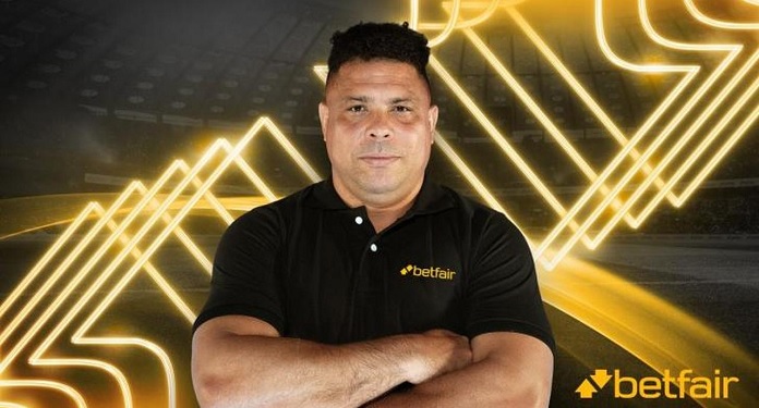 Embaixador da Betfair, Ronaldo negocia para que casa de apostas patrocine o Cruzeiro em 2023