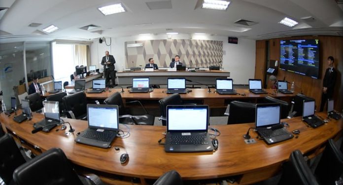 CCJ-do-Senado-deve-votar-projeto-que-libera-cassinos-e-bingos