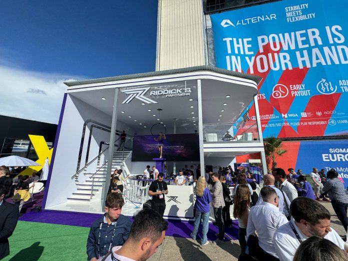 A convenção em Malta está atraindo participantes do mundo inteiro