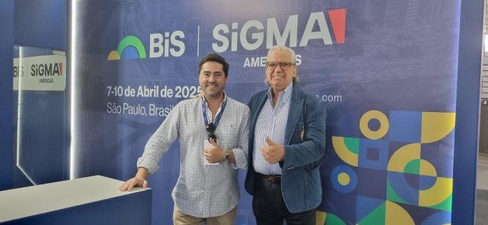 Os dois cofundadores do BiS SiGMA Américas