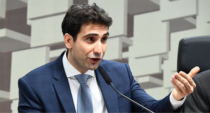 Futuro presidente do Banco Central responde como a instituição enxerga a regulamentação das bets Futuro-presidente-do-Banco-Central-responde-como-a-instituicao-enxerga-a-regulamentacao-das-bets